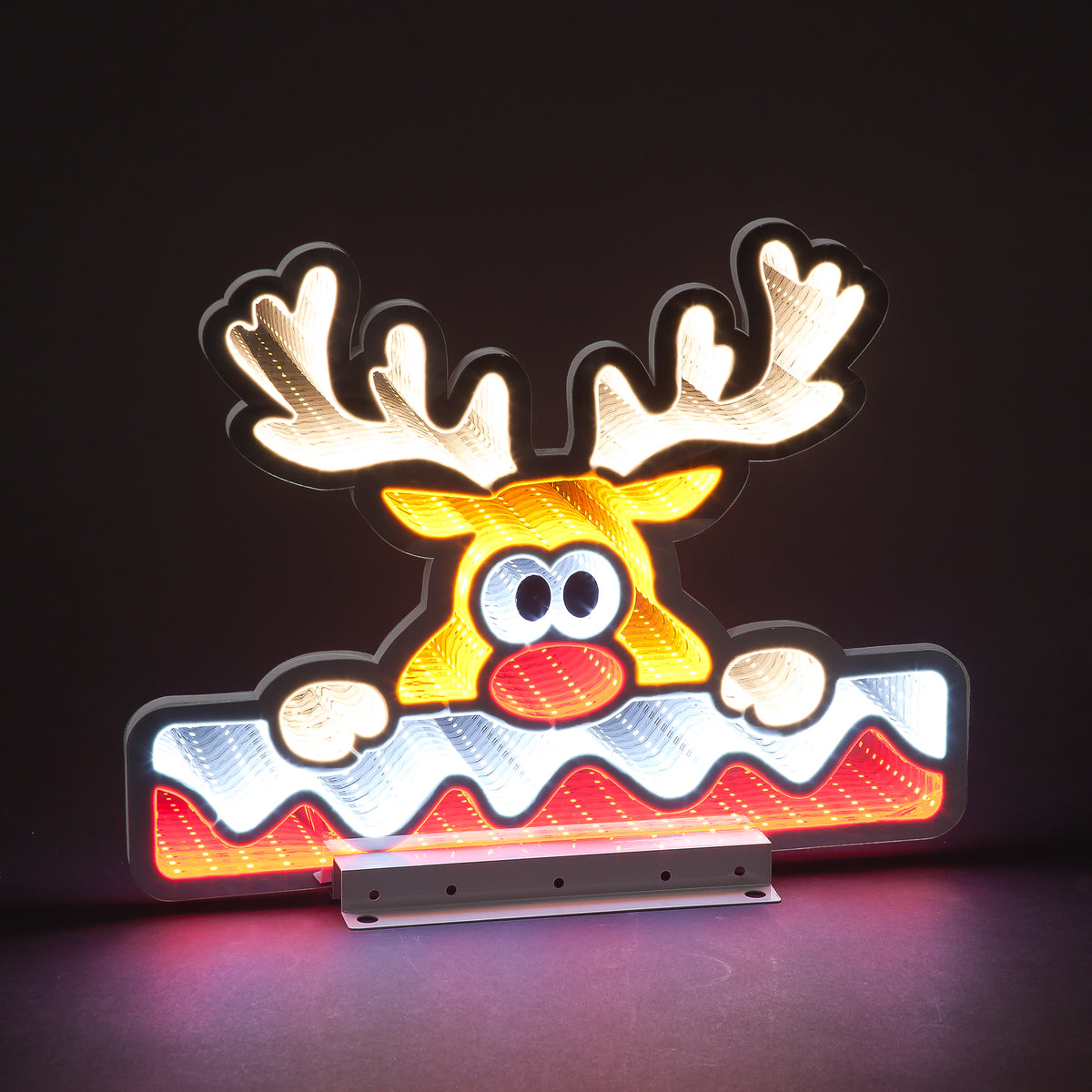 60cm Infinity Deer Face – Festive Snowy Decor