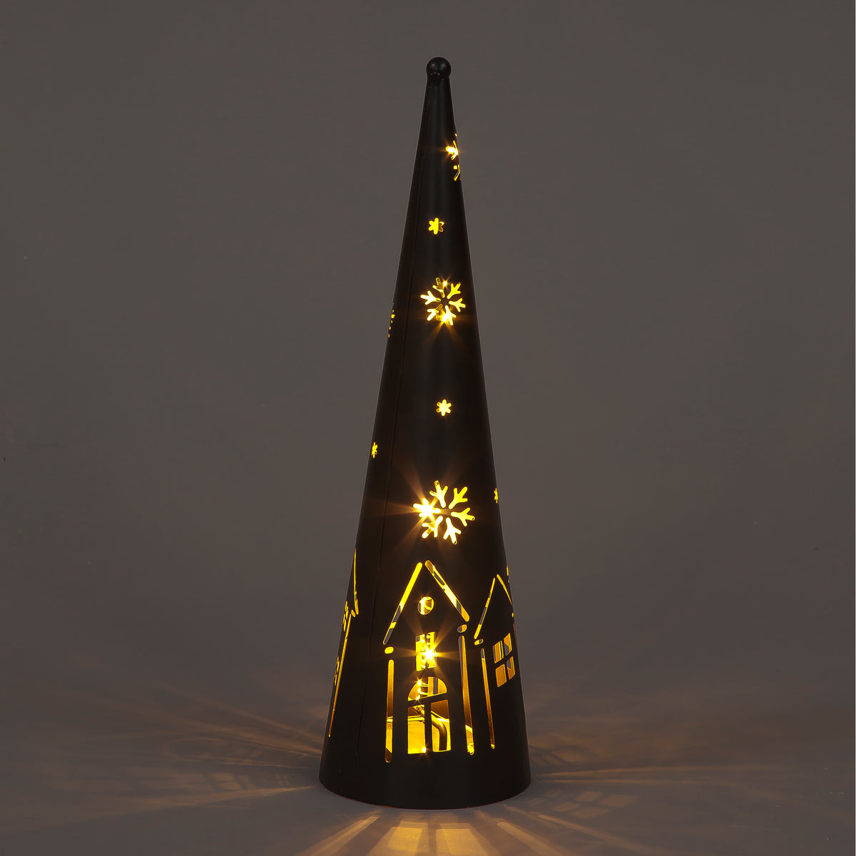 35cm Metal Cone with Winter Scene & 20 White LEDs