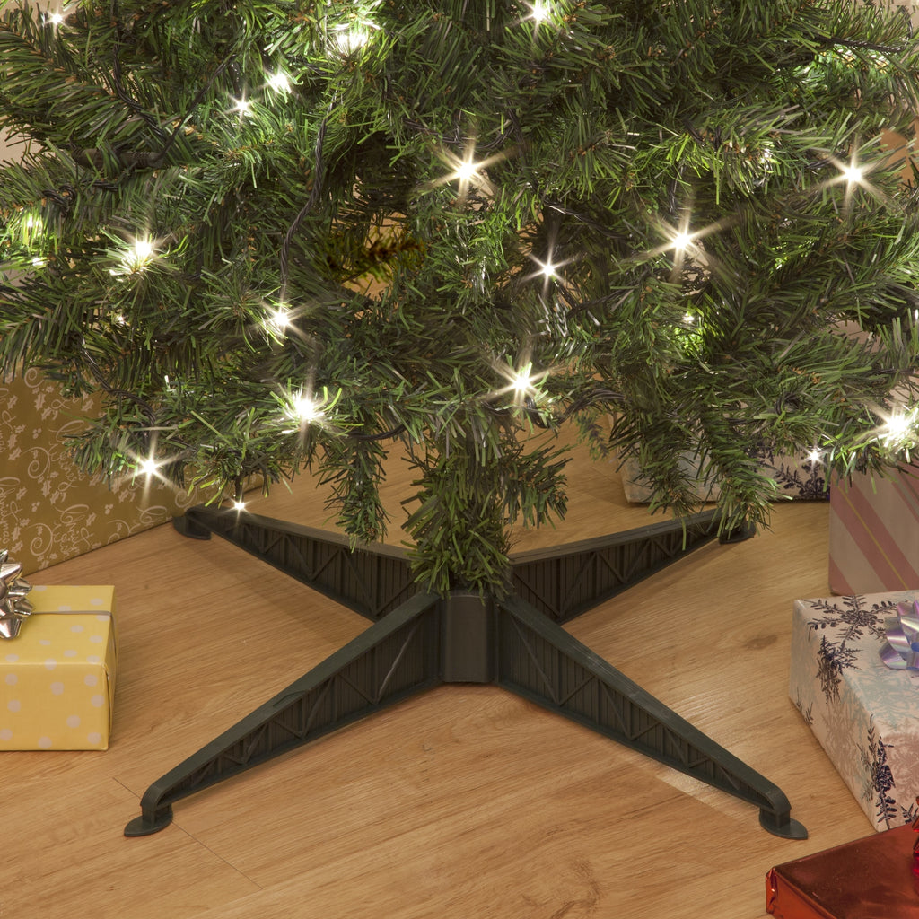 Pre-Lit Deluxe Green Christmas Tree With Warm White LEDs