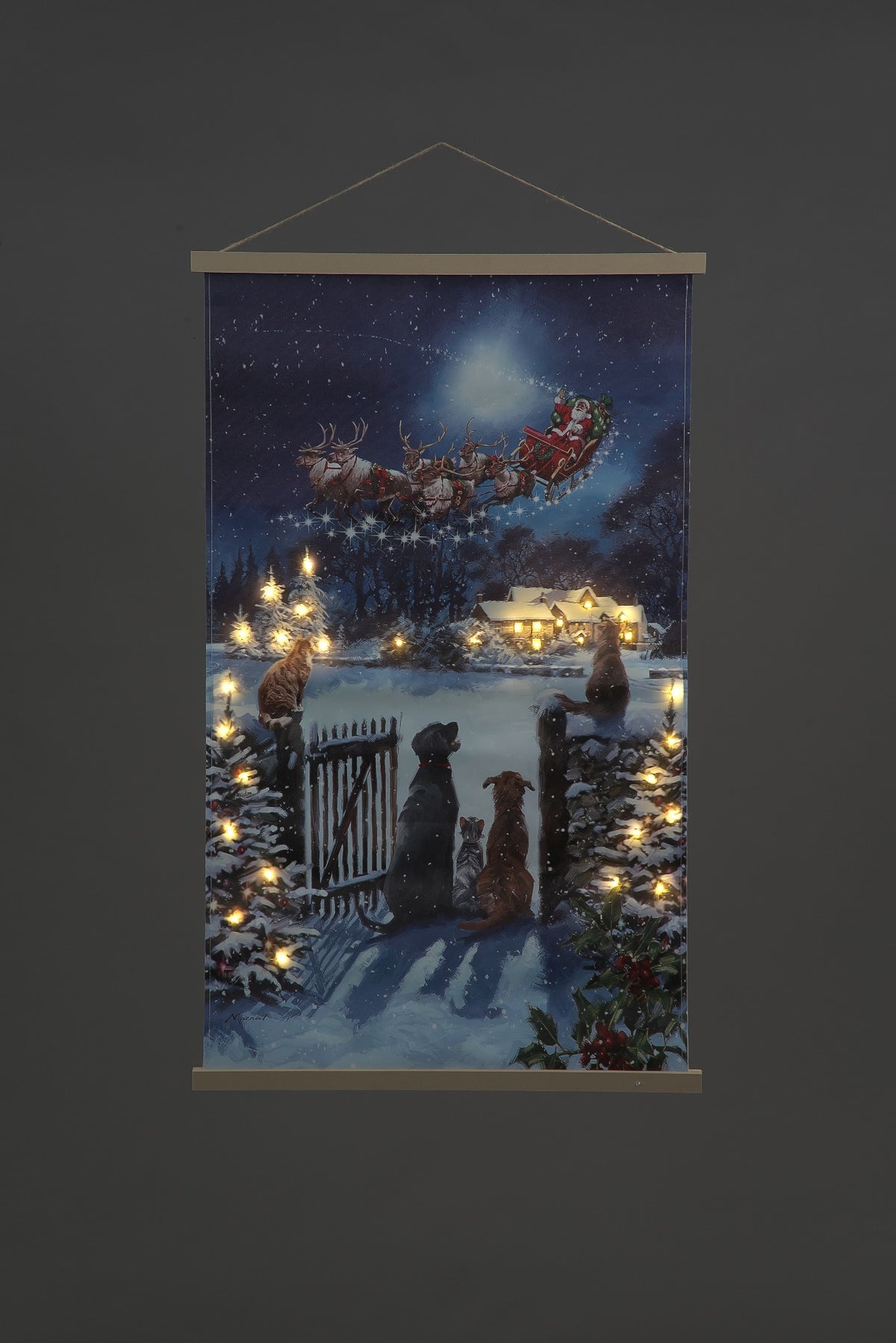Battery Operated LED Cats & Dogs Christmas Hanging Tapestry (65x107cm)